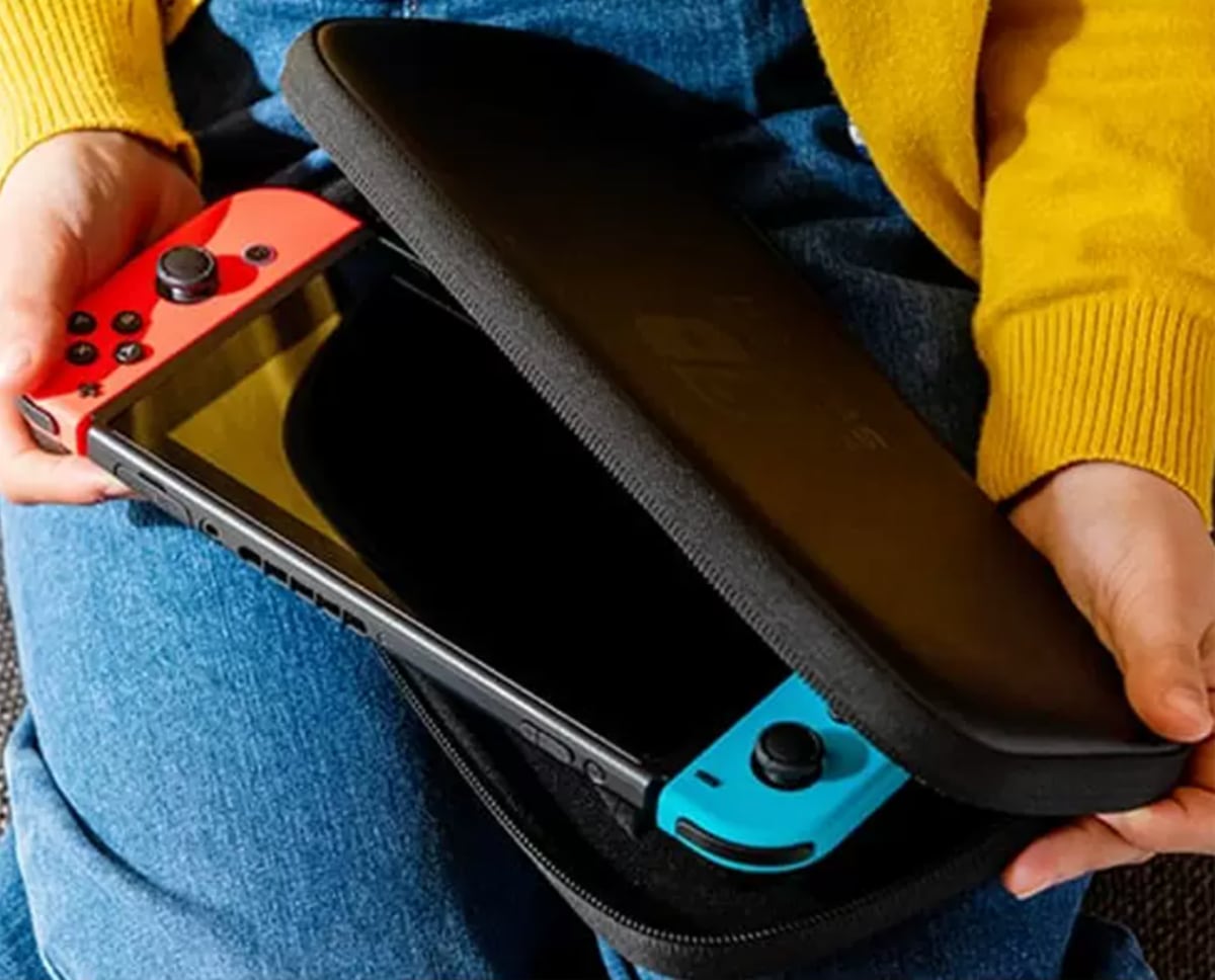 Nintendo Switch 任天堂便携包（附屏幕保护膜）switch收纳包支架包
